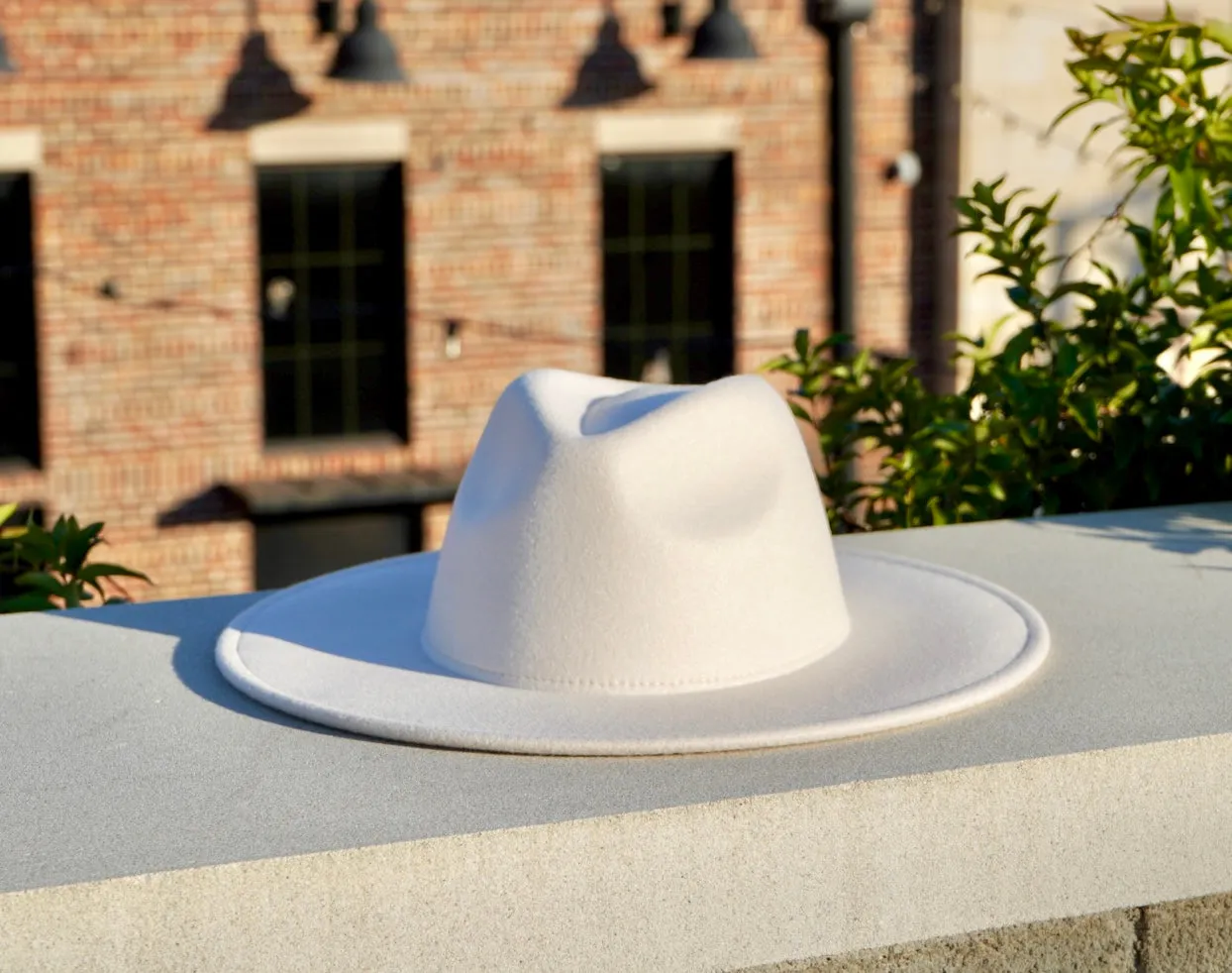 Atlanta Wide Brim Fedora - White