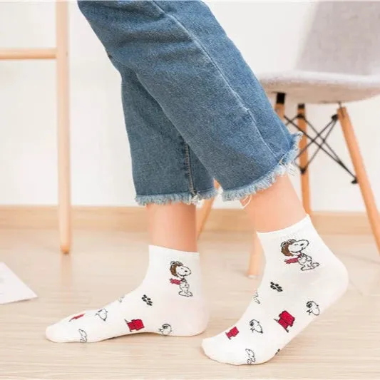 Cartoon Snoopy Medium Tube Socks for Couples