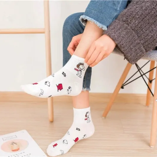 Cartoon Snoopy Medium Tube Socks for Couples