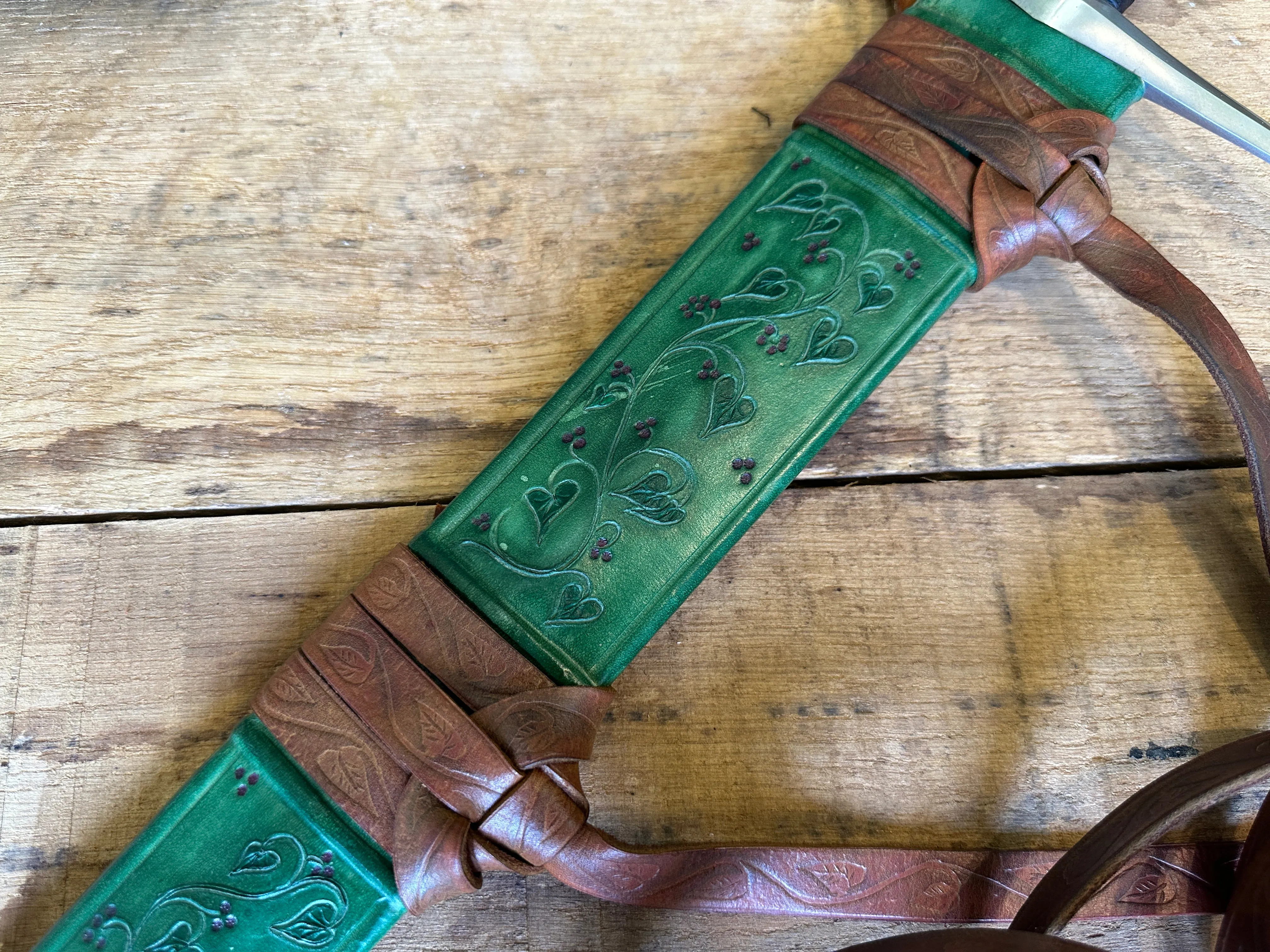 Decorated Medieval Sword Scabbard to suit an Albion Brescia Spadona - IN STOCK