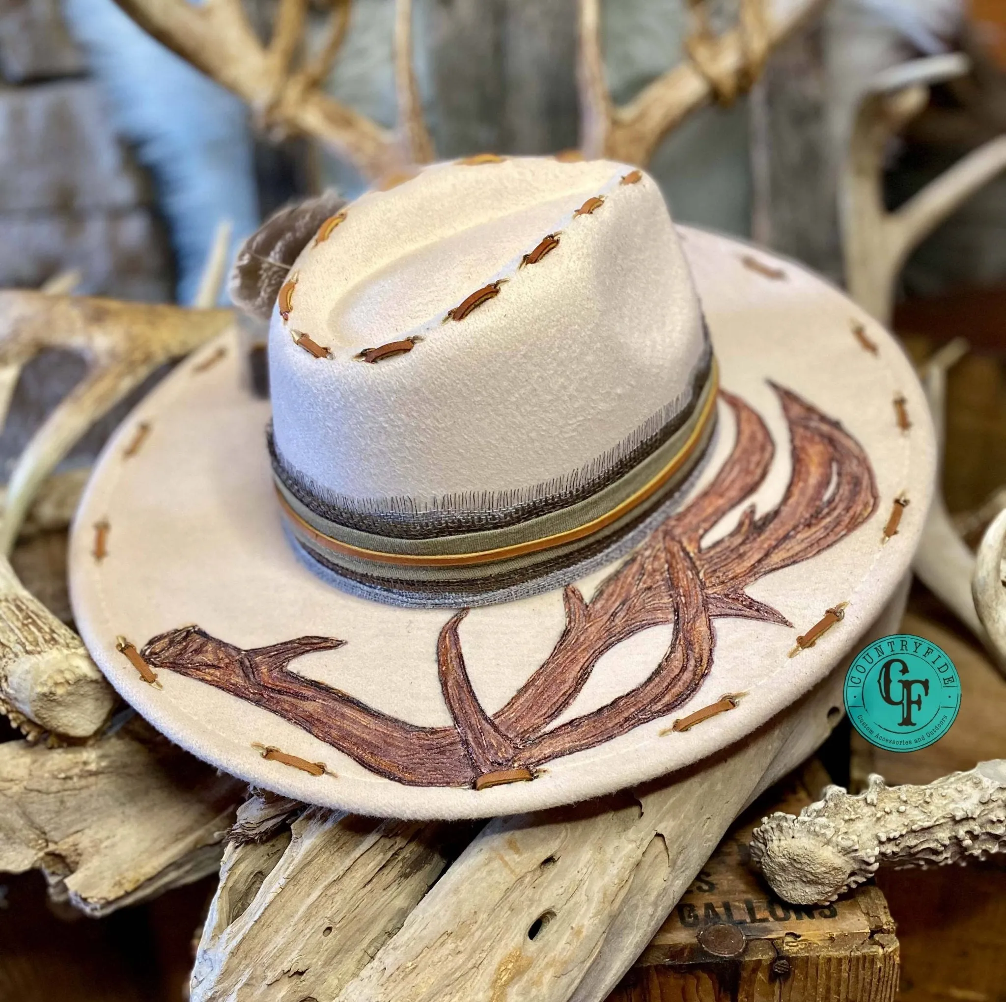 DYANI ANTLER FEDORA