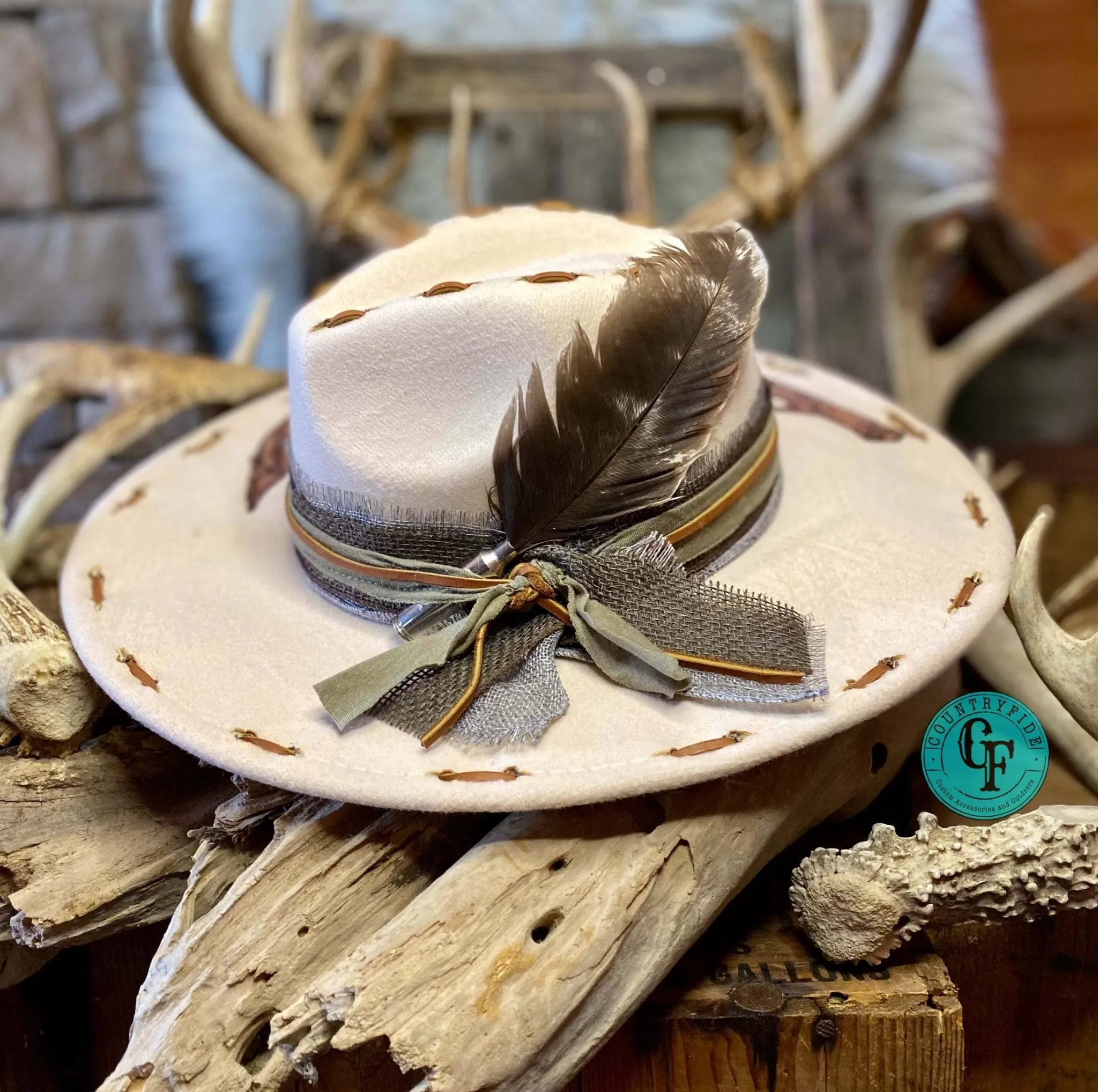 DYANI ANTLER FEDORA