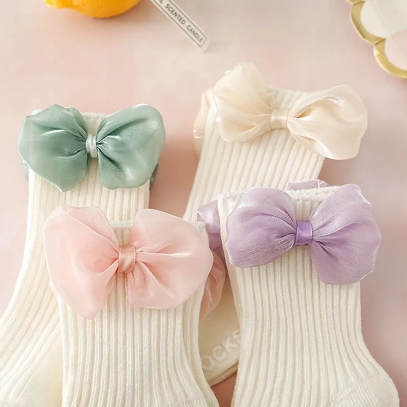 MISHA Silky Bowtie Socks