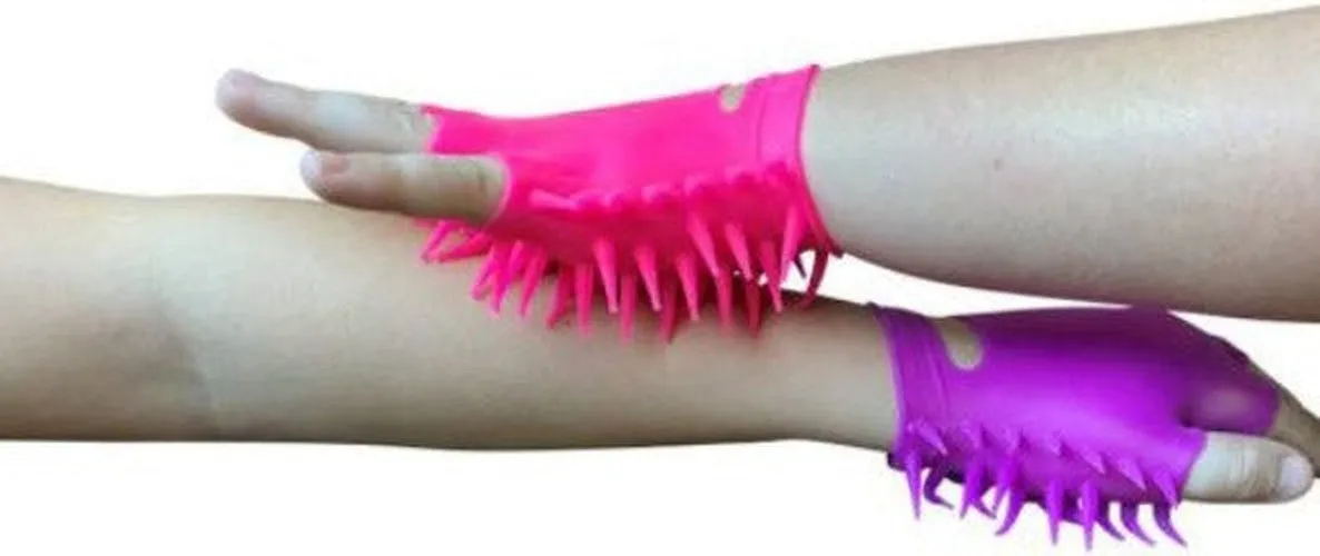 Spikey Glove 4 Pack